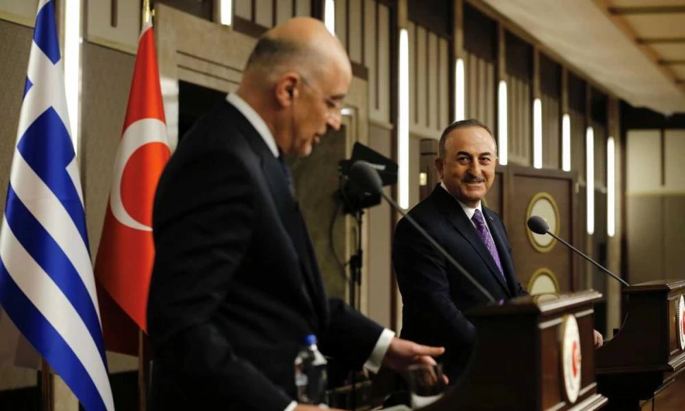 Δένδιας – Τσαβούσογλου: Από τα “φίλε Νίκο” και “φίλε Μεβλούτ”… στα “μαχαίρια”!